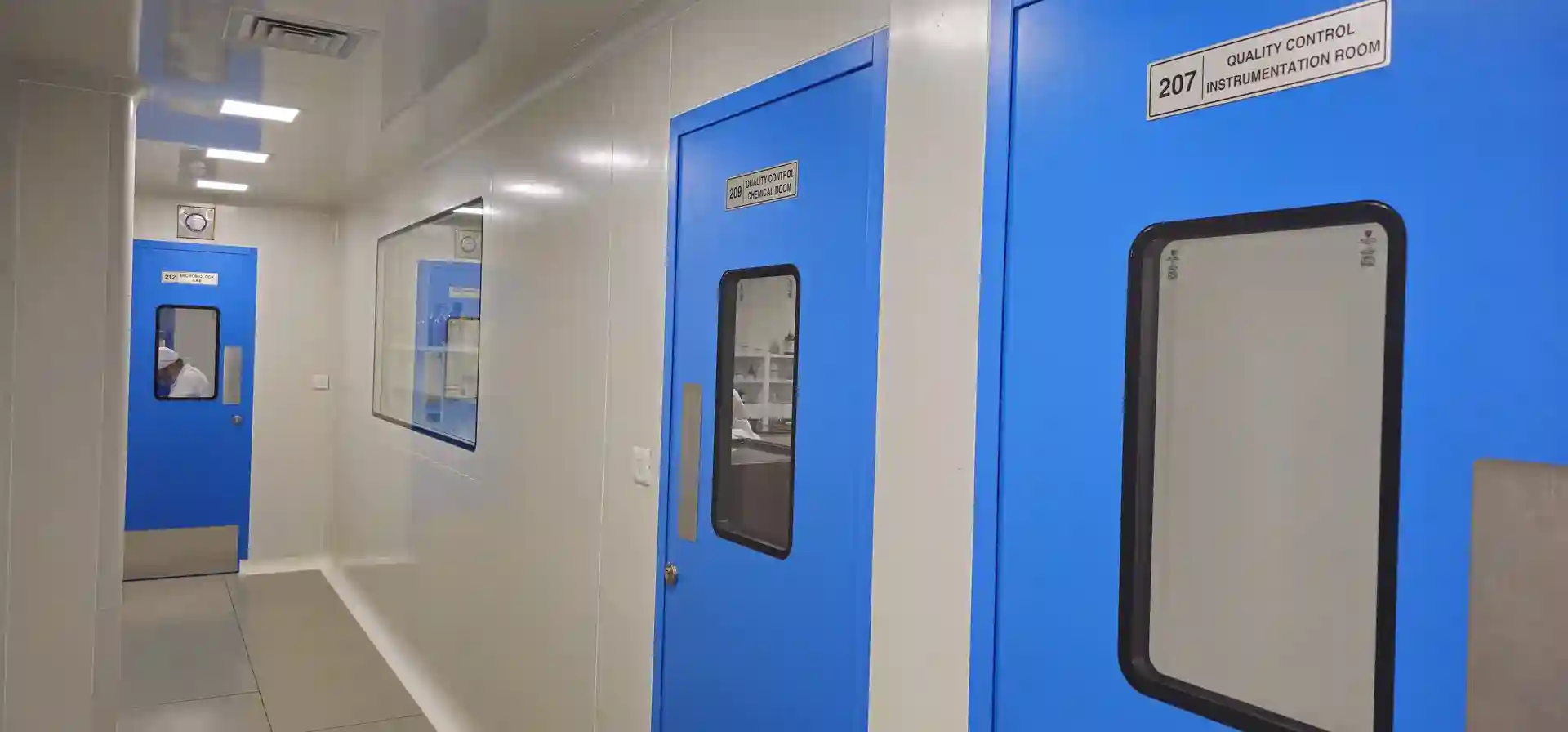 Cleanroom manufacturers